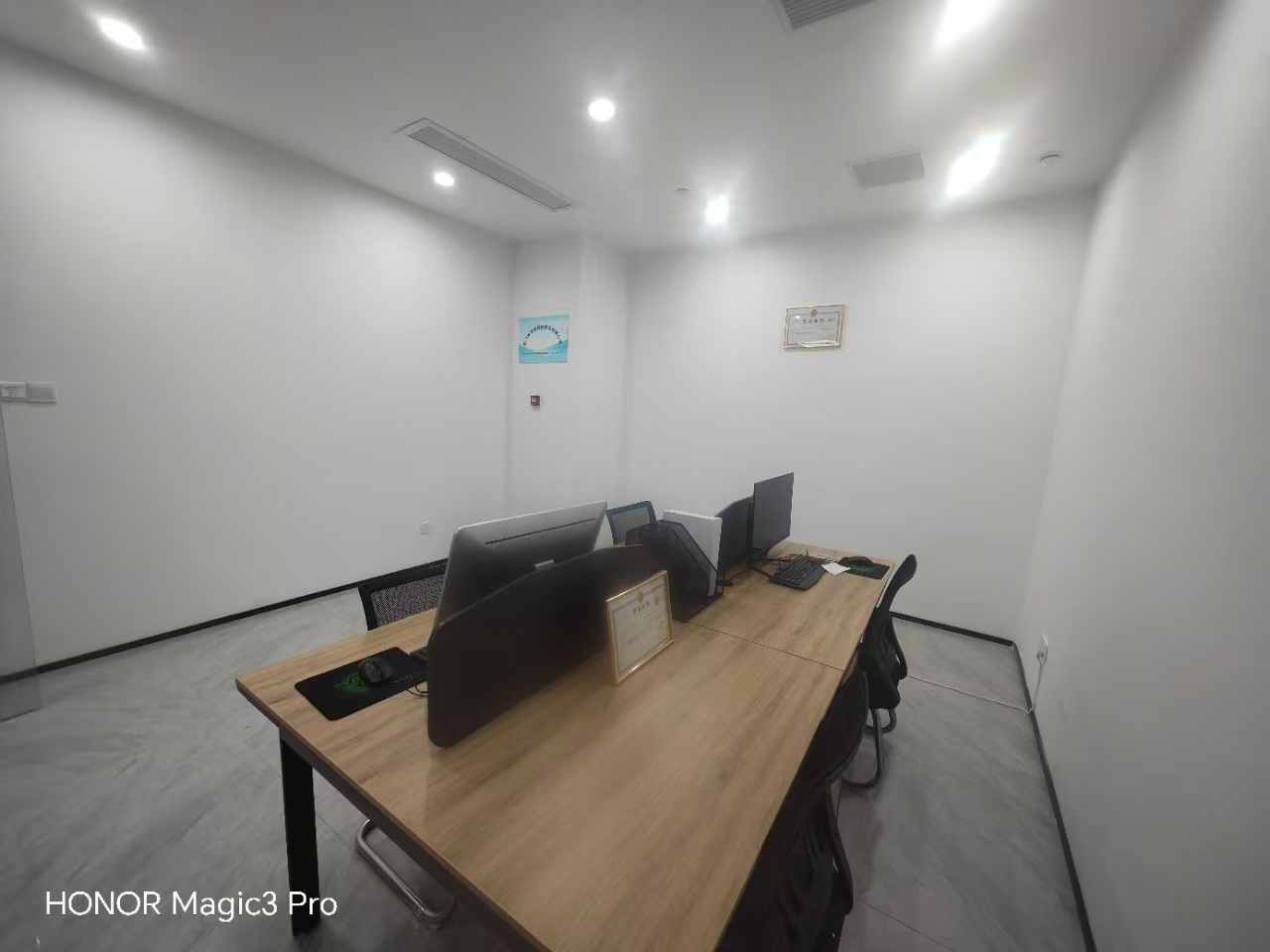 软件园三期F区 F17栋 501-16单元 小单间