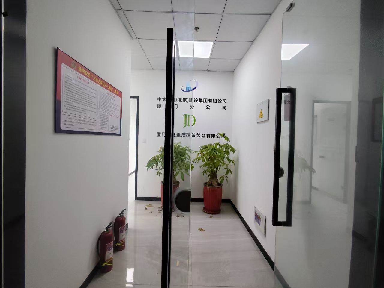 软件园三期C区 C03栋201-7单元 135平 2隔间  西南角